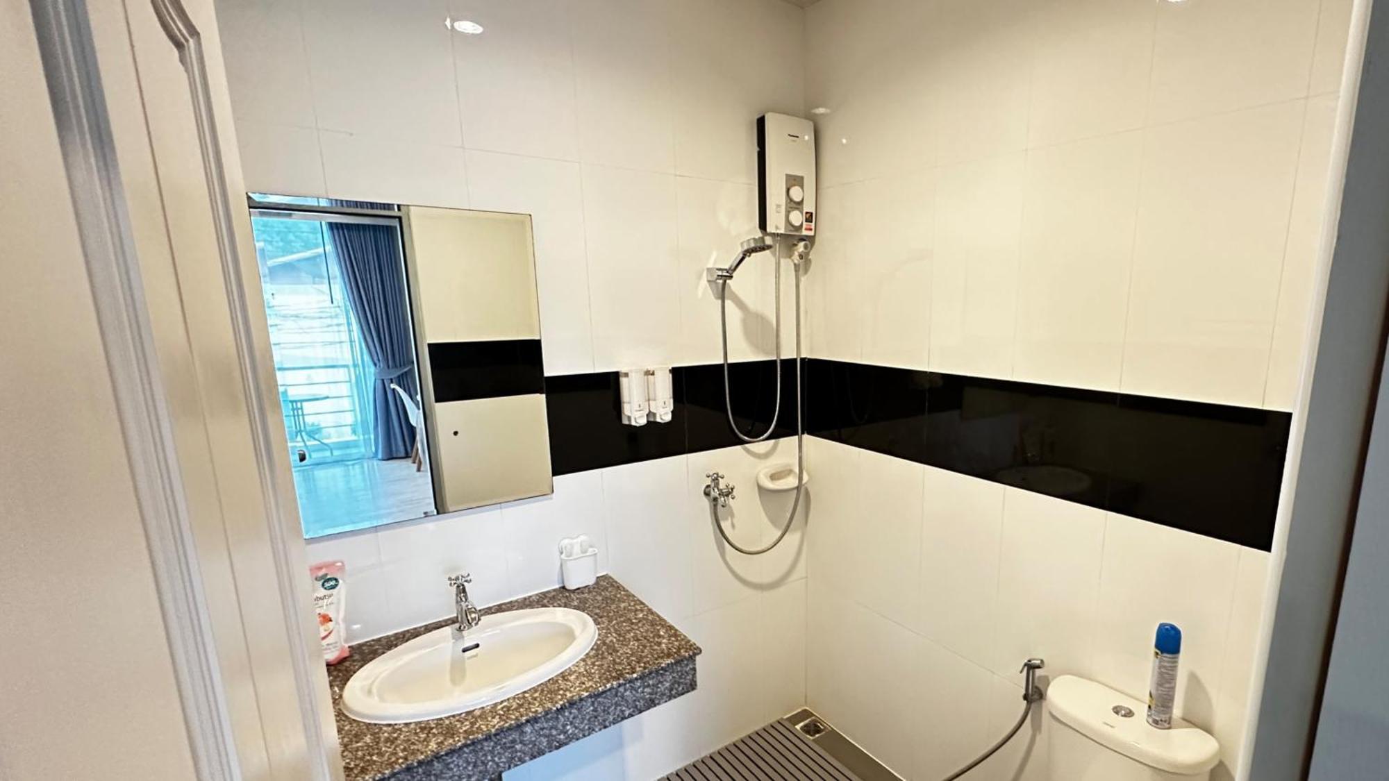 Auriflex House Bed and Breakfast Krabi town Εξωτερικό φωτογραφία
